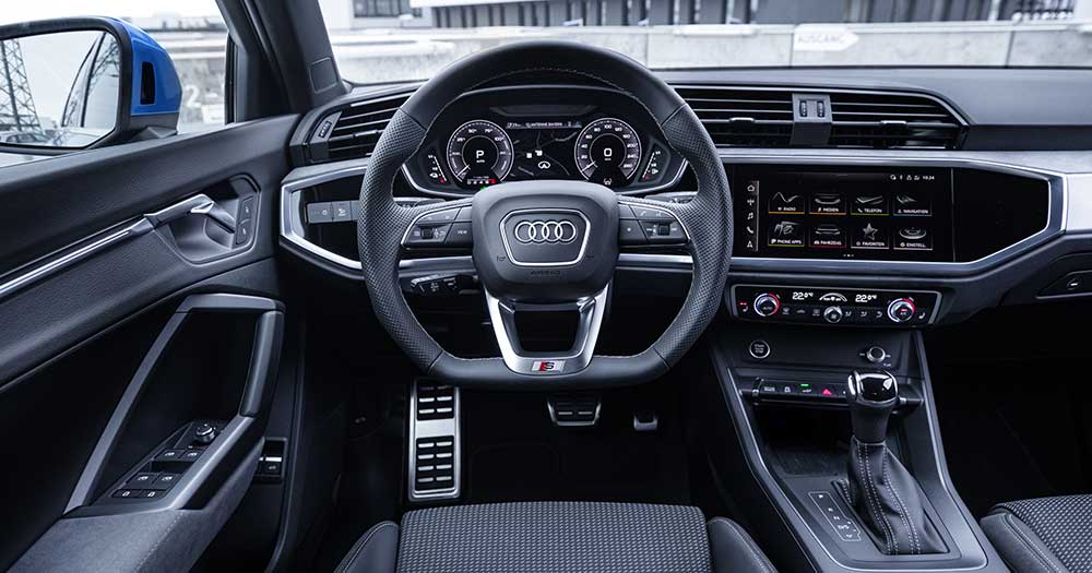 Audi Q3: prezzi, foto e motori del model year 2021