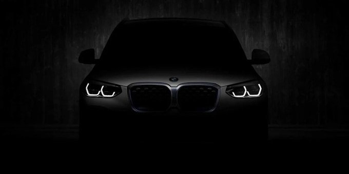 Nuova BMW iX3: prima immagine ufficiale