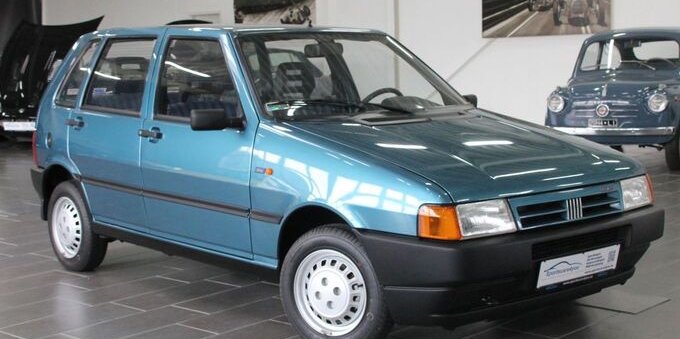  Fiat Uno del 1996 con 900 km in vendita in Germania