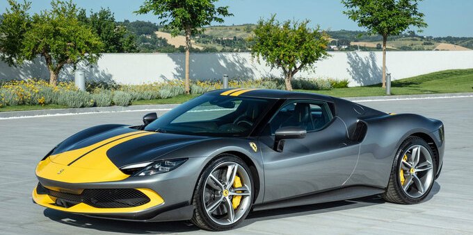 Ferrari: volano le vendite delle supercar ibride 