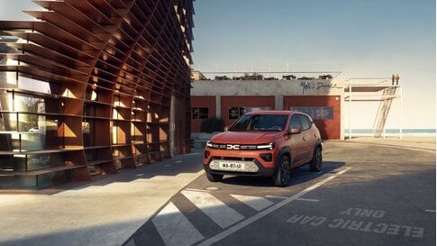 Nuova Dacia Spring 2024: completamente rinnovata, 100% elettrica e con il prezzo più basso d'Europa