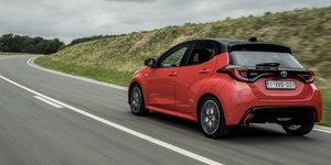 Auto ibride: una guida completa a vantaggi e svantaggi