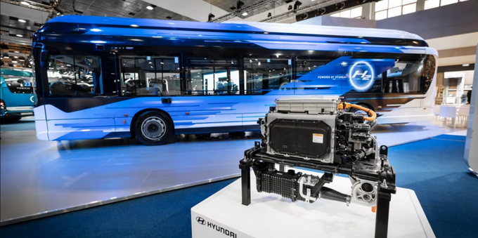 Hyundai e Iveco insieme per un bus a idrogeno fuel cell