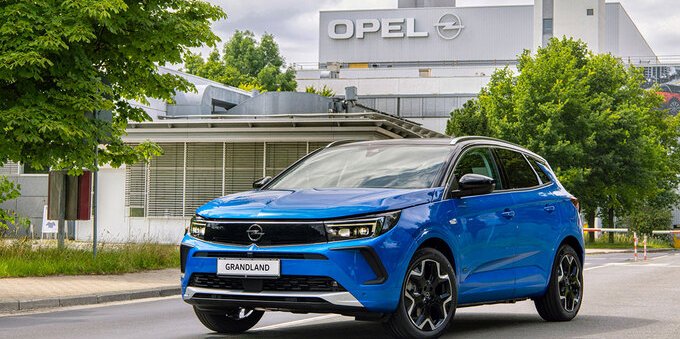 Opel Grandland: nel 2024 un nuovo modello elettrico 