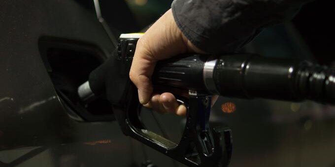Prezzi benzina e diesel: quanto costa fare il pieno?