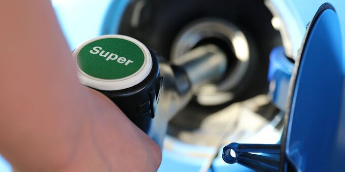 E-Fuel: pronti i carburanti che salveranno l'Europa 