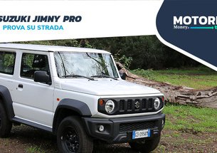 Suzuki Jimny Pro: un fuoristrada inarrestabile (PROVA)