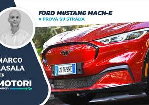Ford Mustang Mach-E: trazione integrale per il SUV elettrico sportivo