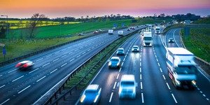 Previsioni traffico Capodanno 2024: i giorni da bollino rosso su strade e autostrade