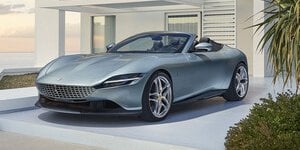 Ferrari Roma Spider: motore V8 e capote in tela per una cabrio da sogno