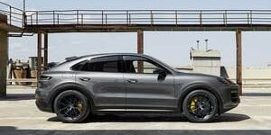 Porsche Cayenne Turbo E-Hybrid: il SUV ibrido da oltre 700 cavalli
