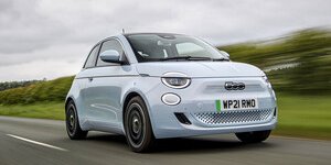 Auto elettriche e ibride: Stellantis al primo posto nelle vendite 