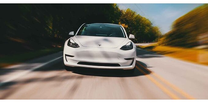 Tesla Model 3 a 30.000 euro: in Lombardia è possibile!