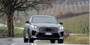 Bmw X2 2024: la prova su strada della versione diesel 