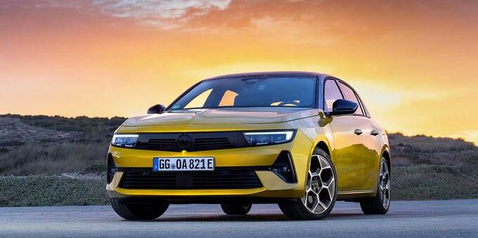 Nuova Opel Astra: motori, prestazioni, dimensioni, prezzi, foto