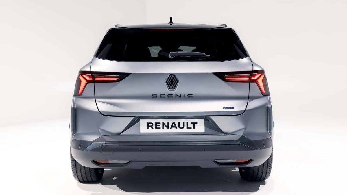Renault Scenic E-Tech Electric, motori, interni, dimensioni e