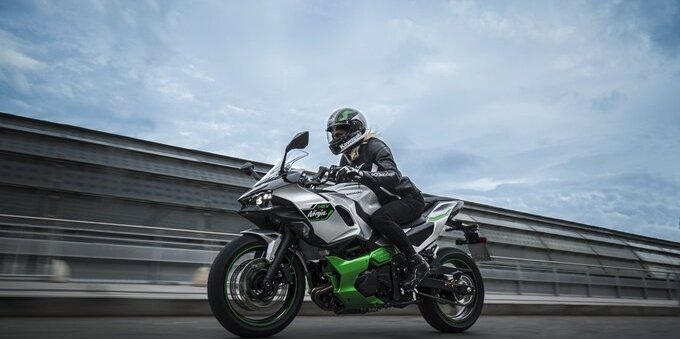 Kawasaki Ninja 7 Hybrid: la prima moto ibrida della storia