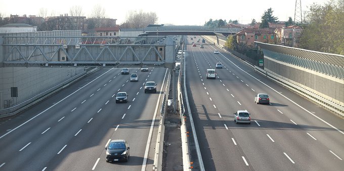 Come si calcola il pedaggio autostradale e su quali tratte si paga?