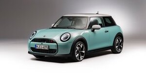 Mini Cooper C e Cooper S: prezzi, versioni e caratteristiche delle nuove versioni a benzina