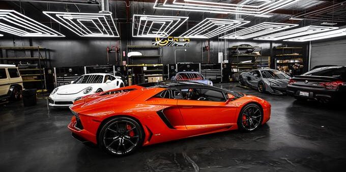 Noleggio Ferrari e Lamborghini: quanto costa guidare una supercar per un giorno?