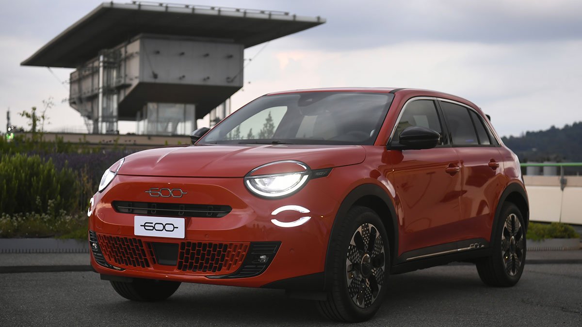 Fiat presenta la nuova 600e: motori e prezzo