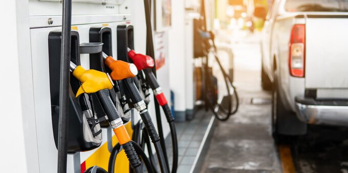 Prezzo benzina e diesel: quanto costa il carburante ora che si torna a viaggiare?