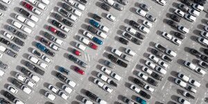 Mercato auto: +16,2 % a novembre 2023 ma aumentano le auto-immatricolazioni