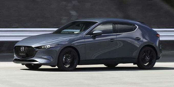 Nuova Mazda3 2024: più connessa e sicura