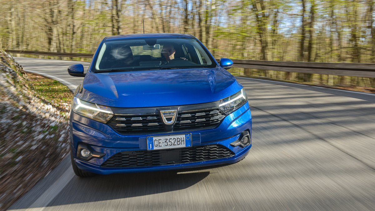 Nuova Dacia Sandero in prova: ora è più elegante e sicura ma sempre  economica - Il Sole 24 ORE