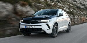 Opel Grandland Gse: primo contatto con il SUV ibrido plug-in da 300 CV