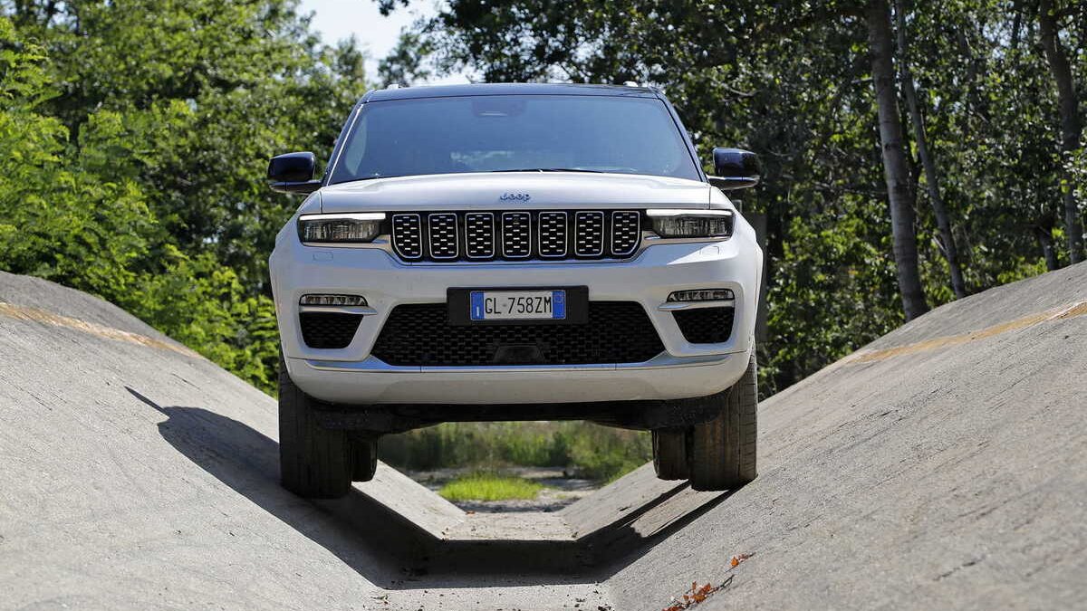 Jeep Grand Cherokee (2023)  Perché Comprarla e perché no 