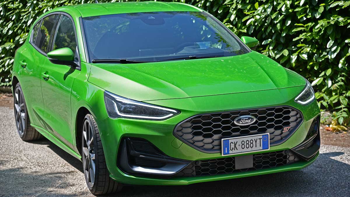 Ford Focus, dimensioni e bagagliaio della compatta dell'Ovale