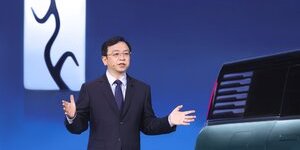Who is Chuan Fu Wang and how much does he earn: wealth and biography of the founder of BYD, the biggest competitor of Tesla 
