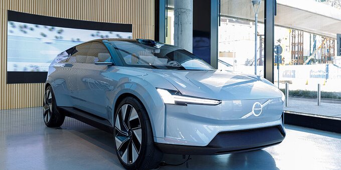 Volvo Concept Recharge: il manifesto della futura generazione di Volvo