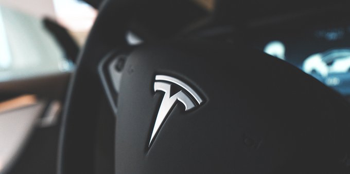 Tesla svela un nuovo modello? Il 22 settembre novità importanti