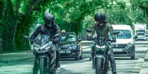 Kawasaki Ninja e Z EV: due moto elettriche dal feeling sportivo