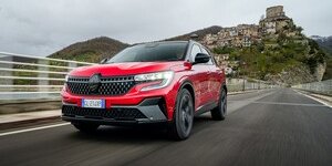 Connettività e sistemi di sicurezza di Renault Austral