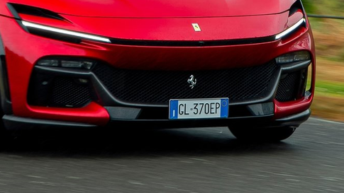 Targa auto, verifica e controlli: cosa si scopre gratis e come risalire al proprietario (da 6 euro)