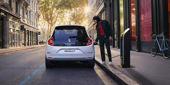 Renault Twingo E-Tech Electric: prezzo, autonomia e perché è il momento giusto per comprarla